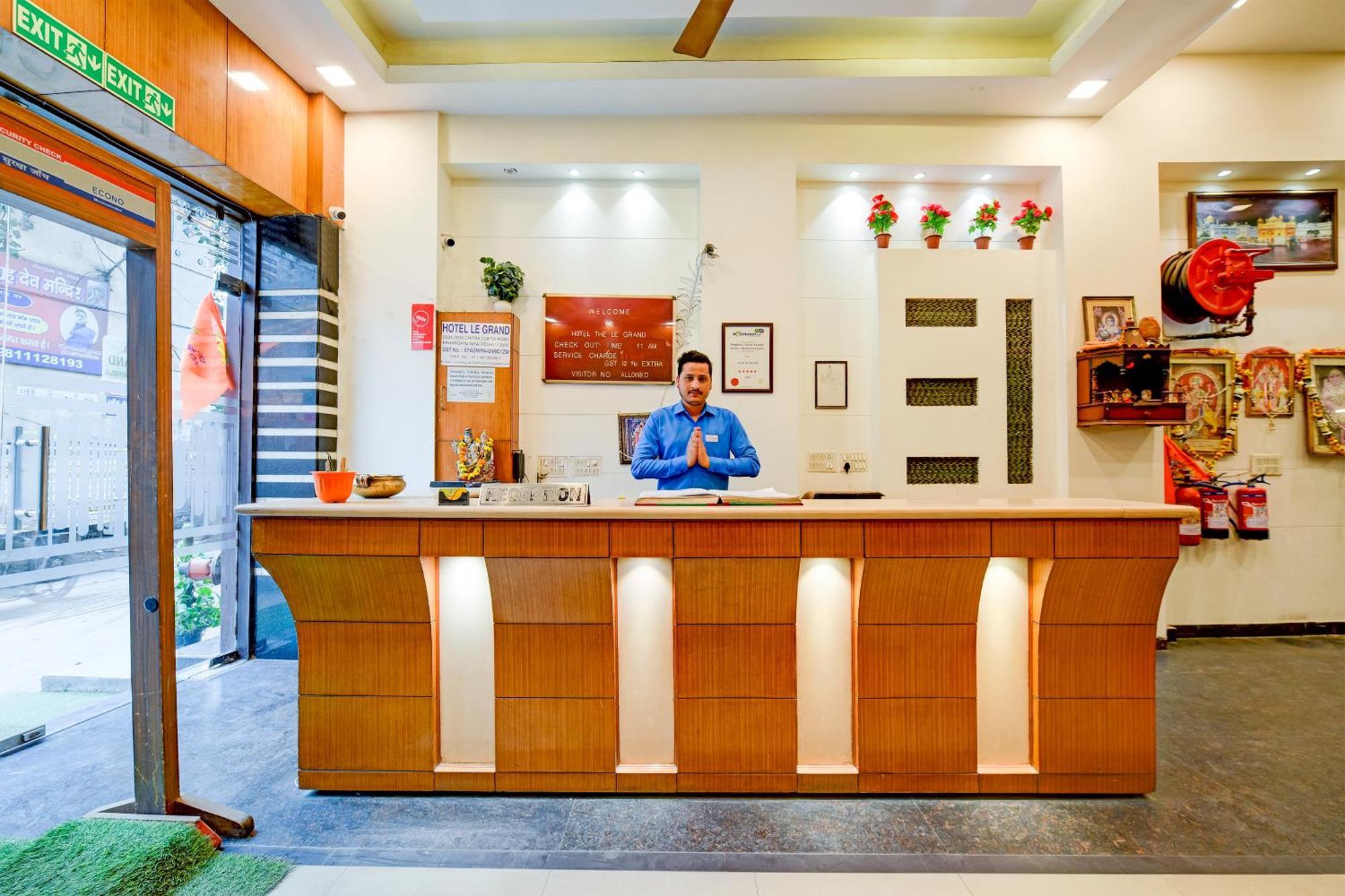 Hotel Le Grand - Walk-In From Rk Ashram Metro Station New Delhi Bagian luar foto
