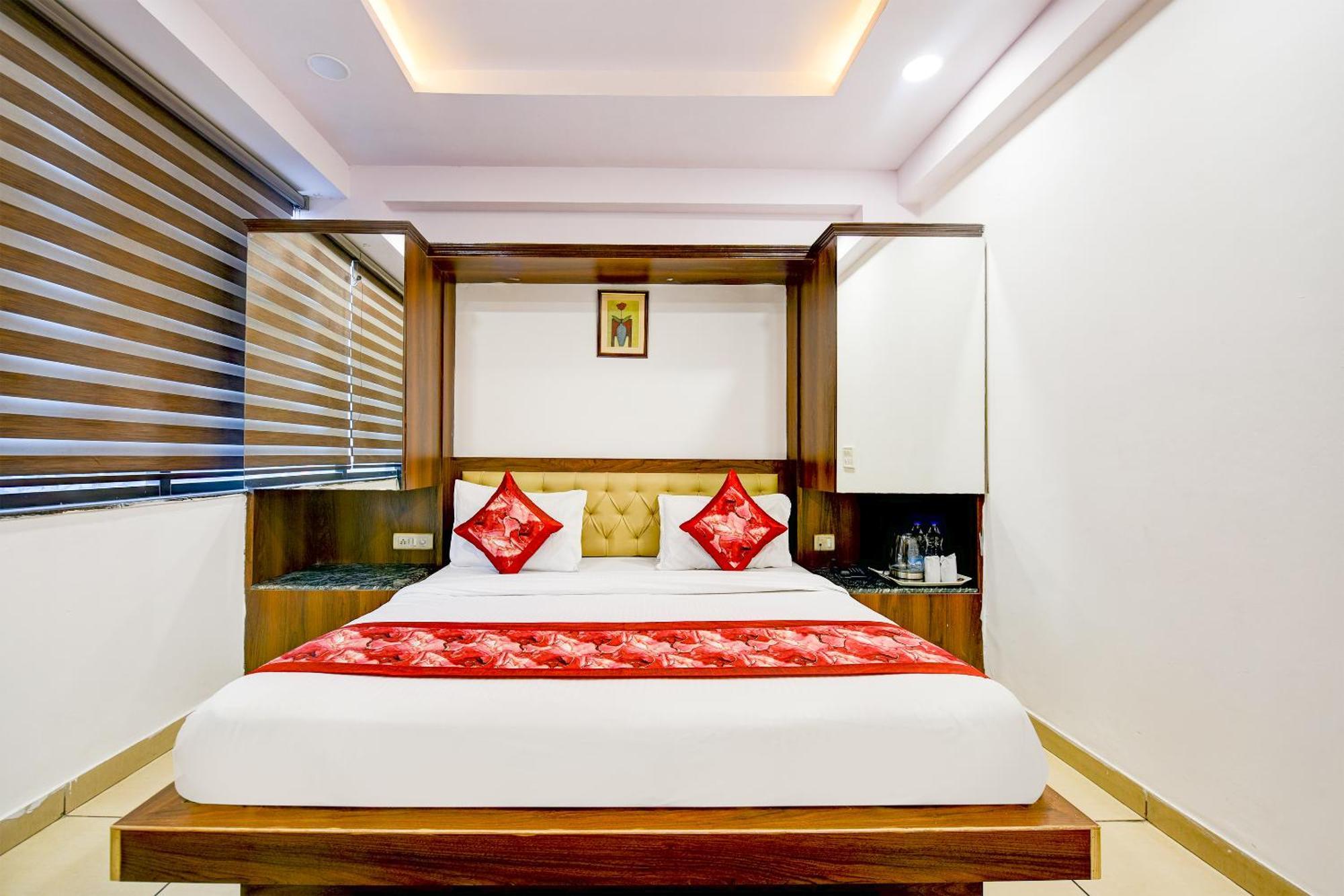 Hotel Le Grand - Walk-In From Rk Ashram Metro Station New Delhi Bagian luar foto
