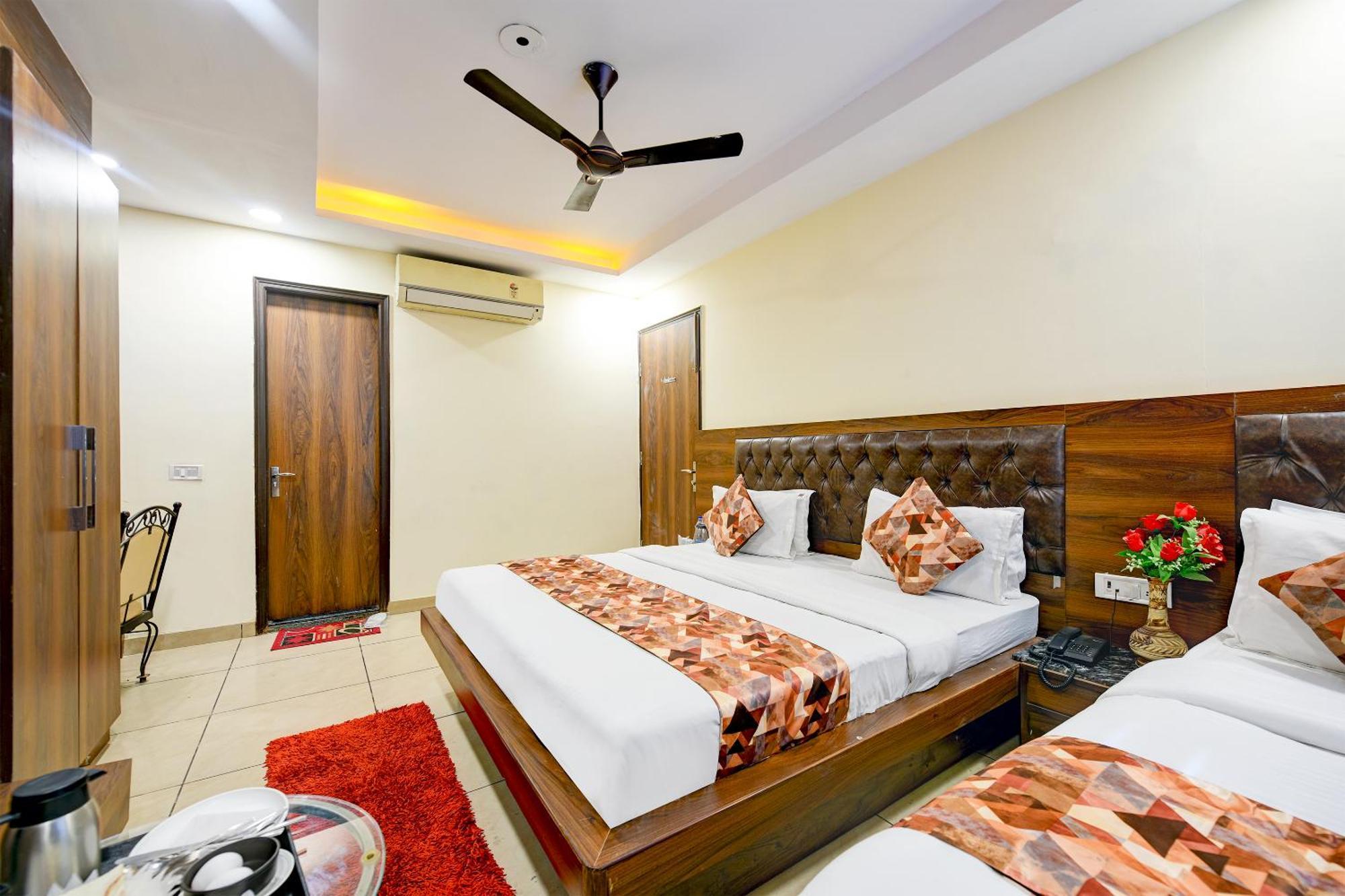 Hotel Le Grand - Walk-In From Rk Ashram Metro Station New Delhi Bagian luar foto